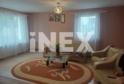 Vila spatioasa cu garaj, aproape de centrul Bascovului - 1