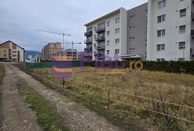 Teren Construcții de 1000 mp, în Tractorul - 5