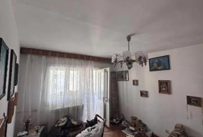 Apartament cu 3 camere decomandat în Central - 3