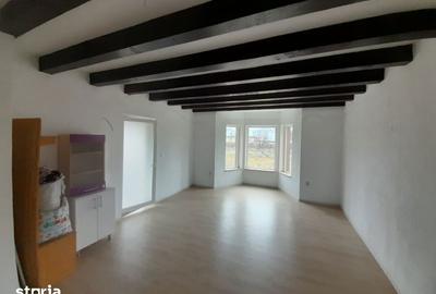 Casă cu 3 camere cu Teren 600 Mp în Domnești - 9