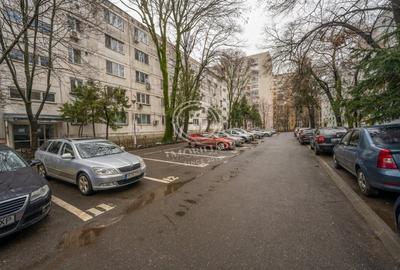 Apartament cu 3 camere decomandat în Drumul Taberei - 14