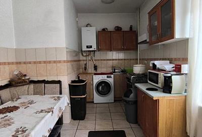 Casă cu 5 camere cu Teren 340 Mp în Holboca - 9