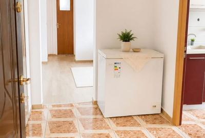 Apartament cu 3 camere semidecomandat în Titan - 1