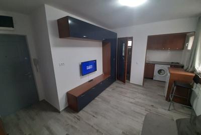 Garsonieră decomandată în 1 Decembrie 1918