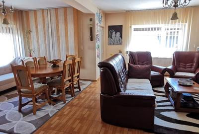 ► Agigea Penny Vila P+1 - 3 Dormitoare+ Living - Teren=302m² Su=141m² 4 Bai - 6