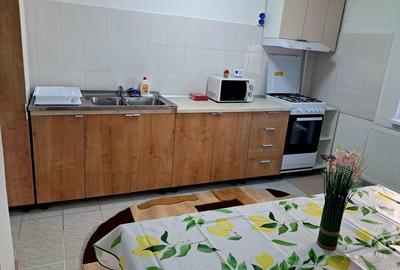 Apartament cu 3 camere decomandat în 1 Mai - 2