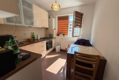 Apartament cu 2 camere decomandat, mobilat în Apărătorii Patriei - 7