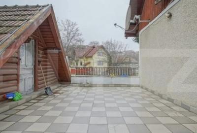 Casă cu 7 camere cu Canalizare în Turcheș - 2