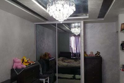 De vanzare apartament cu o camera in zona Soarelui - 4