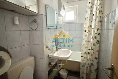 Apartament cu 3 camere, etaj intermediar, cartierul Astra - 5