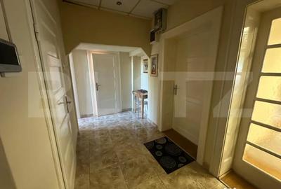 Apartament cu 3 camere decomandat, mobilat în Titulescu - 7