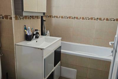 Apartament cu 3 camere semidecomandat în Calea București - 5