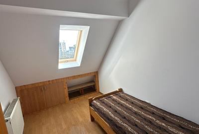 Apartament cu 3 camere decomandat în Central - 3