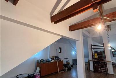 Casă cu 6 camere cu Canalizare în Colentina - 19