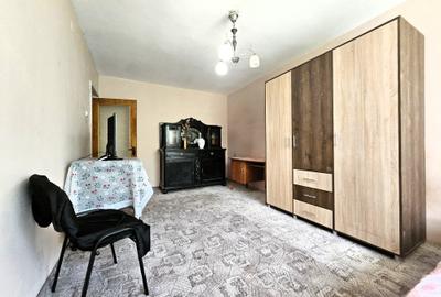 Apartament cu 3 camere decomandat în Drumul Taberei - 2