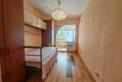 Apartament cu 3 camere decomandat, mobilat în Orizont - 9
