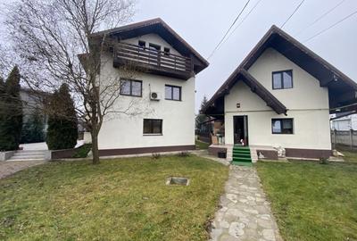 Proprietate impresionanta:Rezidential/Birouri: 2 vile,teren 1350mp,1 Mai - 13