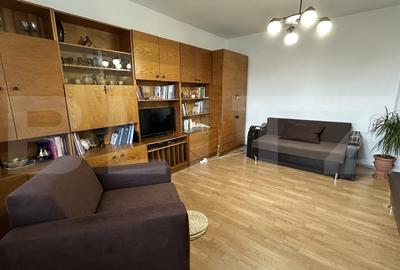 Apartament decomandat cu trei camere si doua bai, zona Iosia - 2