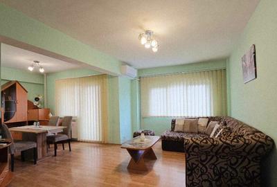 Apartament 4 camere de inchiriat, Blvd. Dacia - 4