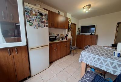 Apartament cu 3 camere semidecomandat, mobilat în Lipovei - 16