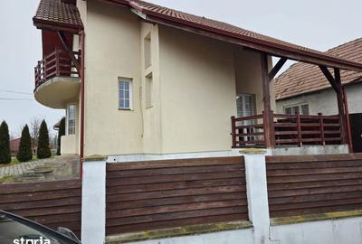 Casă cu 4 camere cu Teren 420 Mp în Central - 8