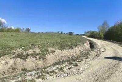 Teren de 3512 mp, în Central - 2