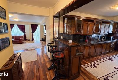 Apartament cu 3 camere în Central - 17