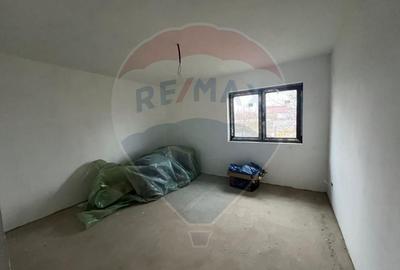 Casă cu 4 camere cu Teren 1154 Mp în Răchitosu - 9