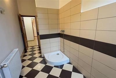 Apartament cu 3 camere decomandat în Centrul Istoric - 11