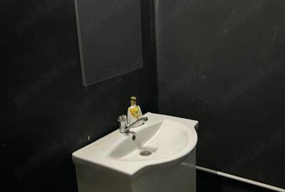 Spațiu comercial, de 100 mp, în Central - 4