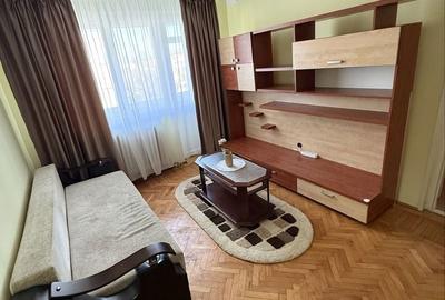 Apartament cu 3 camere semidecomandat în Farfuria - 2