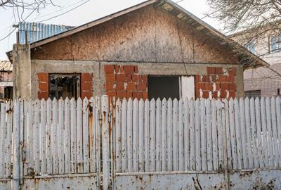 Casă cu 4 camere în Central