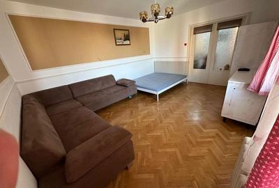 Apartament cu 3 camere decomandat în Exterior Vest - 1