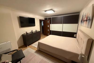 Apartament cu 3 camere decomandat, mobilat în Drumul Taberei - 3