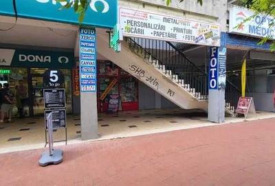 Spațiu comercial, de 40 mp, în Titan - 2