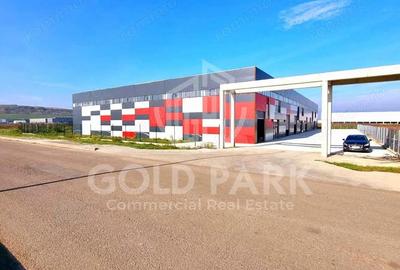 Spațiu comercial, de 3,600 mp, în Industrial - 15