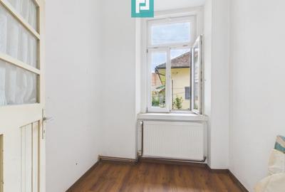 Apartament cu 3 camere semidecomandat în Central - 13