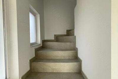 Casă cu Teren 500 Mp în Țuțora - 8