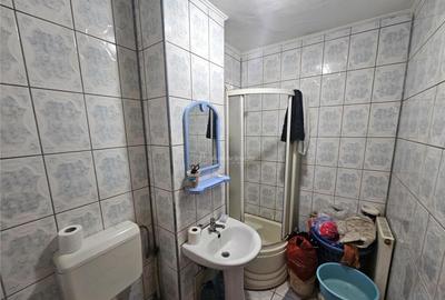 Resita, 2 Cam. Cf. 1, Mobilat Utilat, Bulevard, Micro 2 - 2