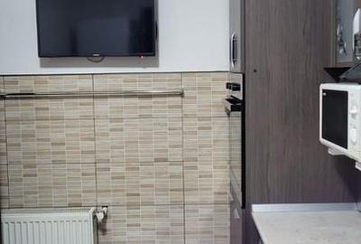 De Vanzare Apartament 3 camere in Vila Sebastian sect 5 - 12