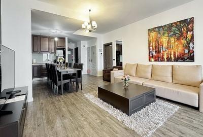 Priveliste spre masivul Postavarul - 9