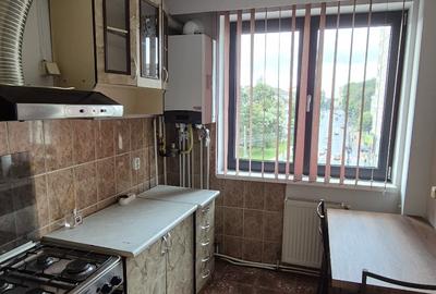 De Inchiriat Apartament 3 camere Ultracentral et 3 - 3