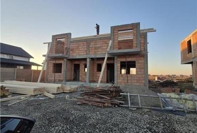 Duplex in zona foarte buna- 3 dormitoare - finisaje la alegere - 4