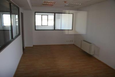 Proprietar inchiriez 180 mp - 9