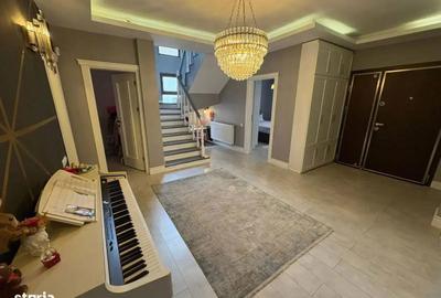 Casă cu 4 camere în Central