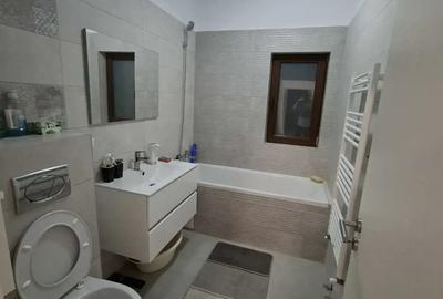 Proprietar, vand apartament cu 2 camere in Sanpetru - 3