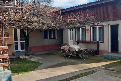 Casă cu 4 camere în Central - 5