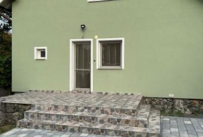 Casă cu 4 camere cu Teren 357 Mp în Grădiște - 3