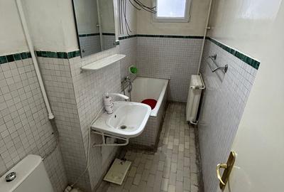 Titan Ozana 4 Camere Etaj 2 Bloc 1974 Reabilitat 2 Grupuri Sanitare 15Min Metrou - 8