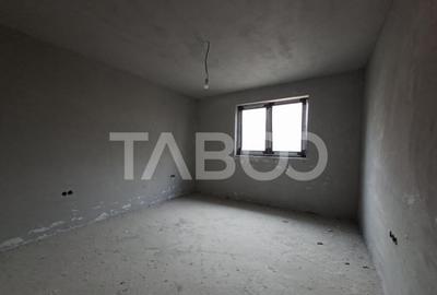 Casă cu 4 camere cu Teren 546 Mp în Central - 12